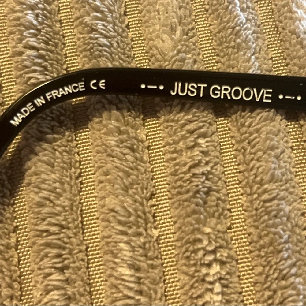Anne et Valentin Just grove The Frame only Tortoise